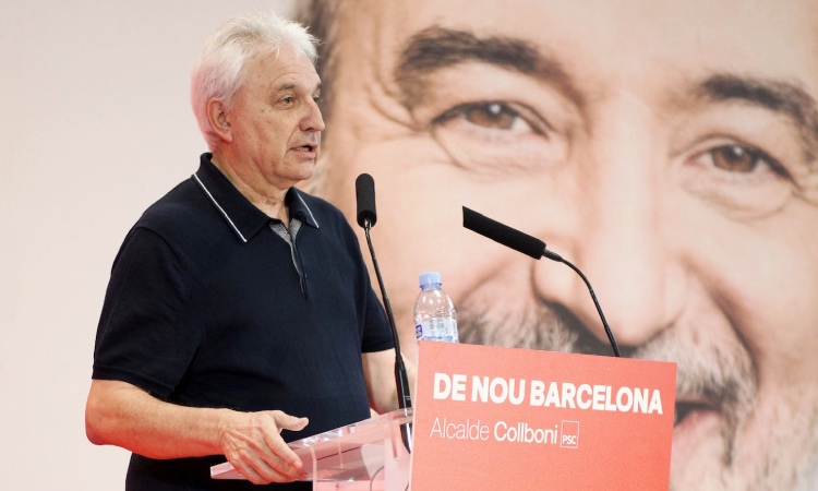 L'exsecretari general de l'Esport Rafel Niubó, d’ERC, participa en un míting de Collboni