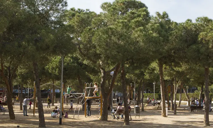 El veïnat no desisteix: nova alternativa al parc Joan Miró