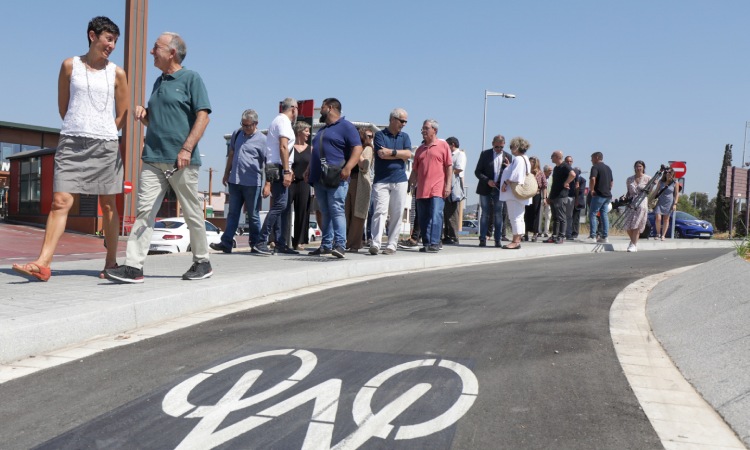 Inauguren mig quilòmetre més de carril bici a Sant Adrià