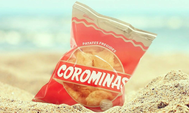 Nova botiga de patates Corominas a Badalona: la marca canvia d'ubicació i de color