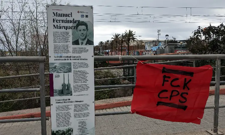 Placa en record a Manuel Fernández