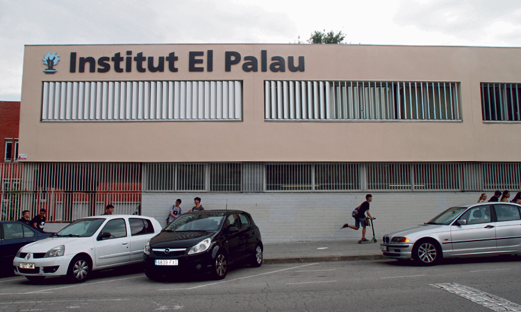 Imputats dos docents de l’institut El Palau de Sant Andreu