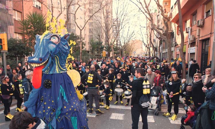 L’Eix Sant Andreu es prepara per celebrar el Carnaval
