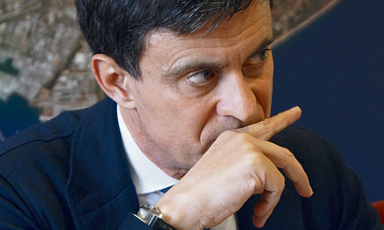 Valls: “La gestió de Colau ha ferit l’orgull dels barcelonins”
