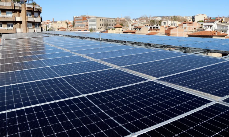 L'empresa de Llinars SolarProfit anuncia la presentació d’un ERO per acomiadar el 90% de la plantilla