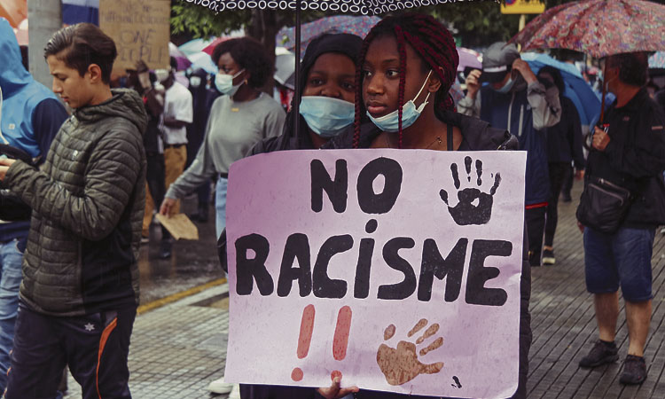 SOS Racisme gestiona 10 casos de violència racista a la comarca