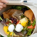 Els mercats municipals acullen la campanya ‘El menjar no es llença’