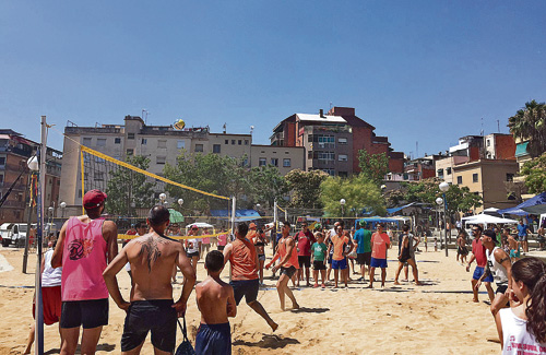 El voleibol és el protagonista a la ‘Prospe Beach’. Foto: Twitter (@janetsanz)