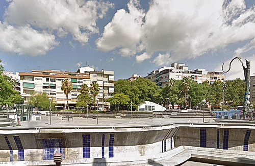 Imatge del lloc dels fets, la plaça d’Àngel Pestaña. Foto: Google Maps