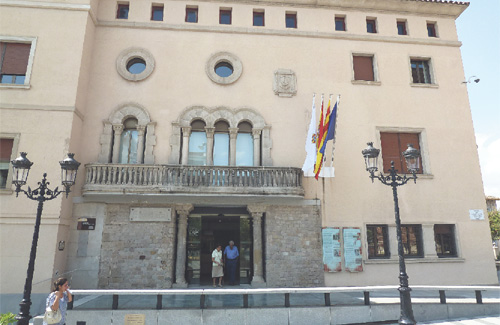 Cornellà encara no ha denunciat la Generalitat pel deute