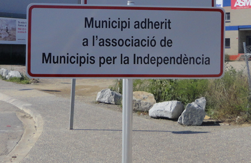 L’entrada de Castelldefels a l’AMI va generar concentracions a favor i en contra. Foto: Arxiu