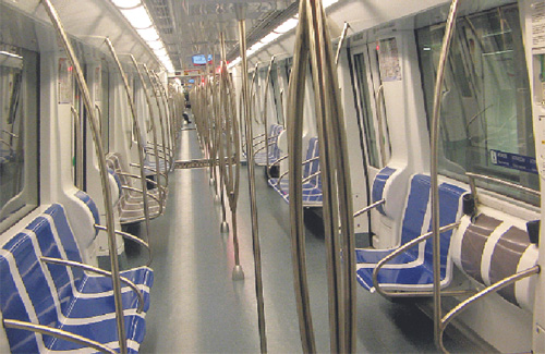 Aspecte interior dels trens de la Línia 9. Foto: Arxiu