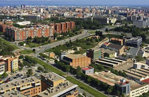 Vista aèria de la carretera Reial i la zona a desenvolupar. Foto: Axel Peinado