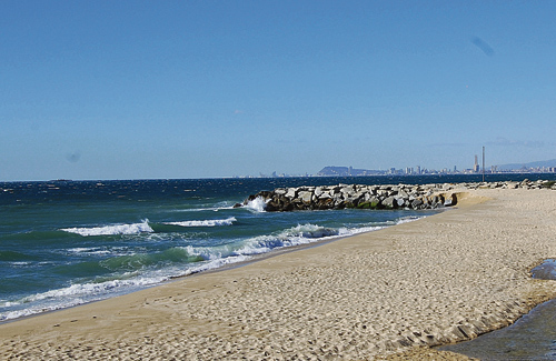 Els municipis i la Generalitat fan front comú per les platges