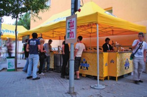 L’Oktoberfest s’instal·la un any més pels carrers del Poble Sec