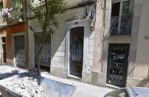 El portal on s'estaven fent les obres, al carrer Murillo. Foto: Google Maps