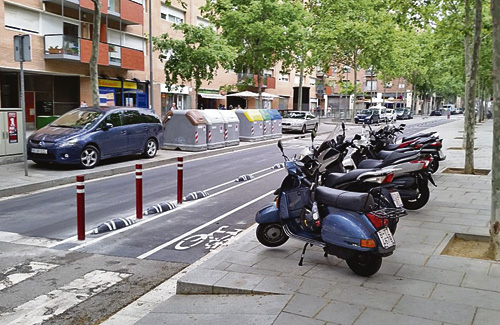 Una imatge del carril bici de Joan Güell. Foto: Twitter (@xavisic)